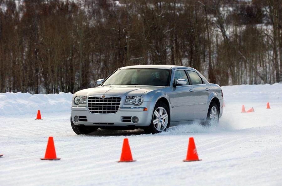  Chrysler 300C (LX) 2005 года  (фото 16 из 120)